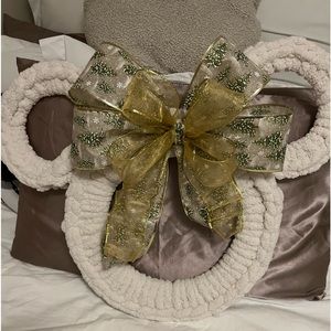 HomemadeDisney Mickey Holiday yarn wreath